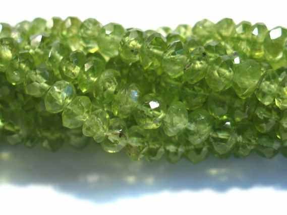 Buttonstrang facettiert 4,5-5mm/40cm aus Peridot