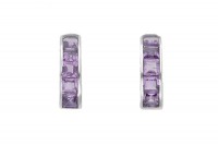 Ohrstecker Halbcreole 6x24mm mit 6 facettierten Amethysten in Silber 925 Ohrstecker Halbcreole 6x24mm mit 6 facettierten Amethysten in Silber 925