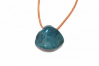 Trommelstein 18-22x24-28mm mit 2,5mm Bohrung, Apatit Trommelstein 18-22x24-28mm mit 2,5mm Bohrung, Apatit