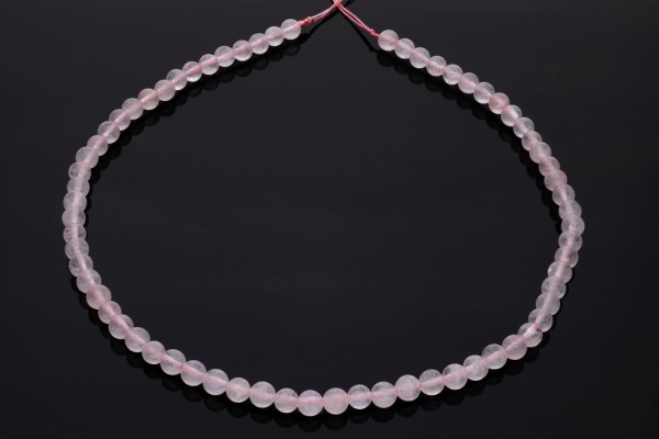6mm round beads in rosequartz A