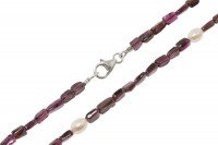 Squarekette 4x3x5mm/45cm Karabiner Sterlingsilber 925, Granat+Süßwasserperle Squarekette 4x3x5mm/45cm Karabiner Sterlingsilber 925, Granat+Süßwasserperle
