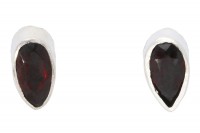 Ohrstecker Tropfen 4x6mm facettiert in Silber 925, Granat Ohrstecker Tropfen 4x6mm facettiert in Silber 925, Granat