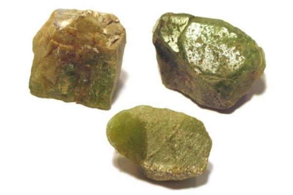Peridot Kristalle mit Endfläche 30-40mm, Pakistan
