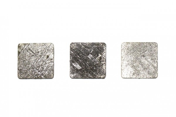 Quadrat 10x10x1,5mm, Eisenmeteorit (Muonionalusta)