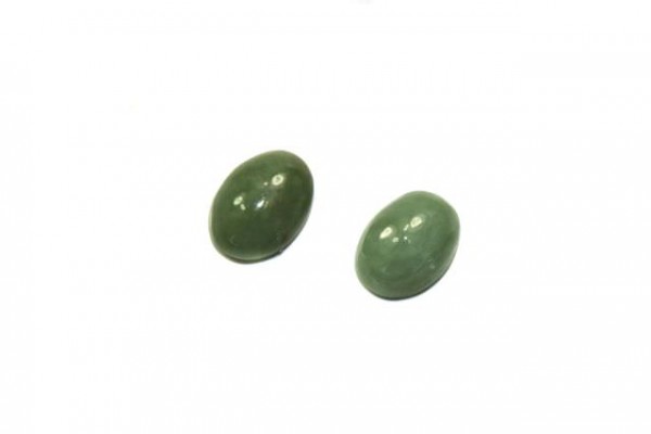 Cabochon 5x7mm, Jadeit Burma
