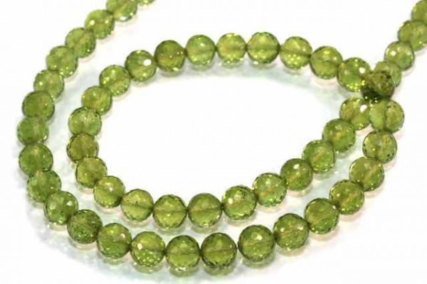 Kugelstrang facettiert 6-6,5mm/40cm, Peridot (Olivin) AA