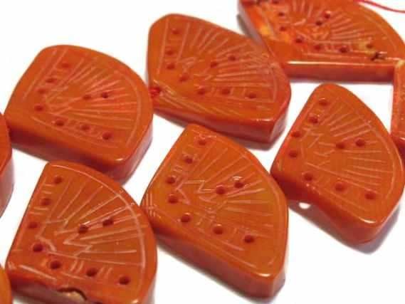 Fächerstrang graviert 35x22mm/40cm, Koralle orange gefärbt