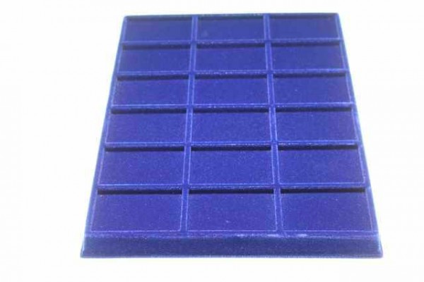 Palette 36x19,5x1,9cm für 18 Dosen, blauer Kunststoff